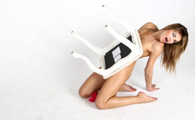 Unidos a unas curvas sensuales hacen de mí una scort maravillosa